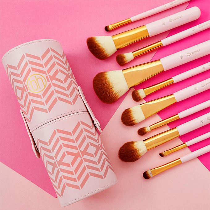 BH Cosmetics Mini Pink Perfection - 6 Piece Brush Set! 🌟⠀⠀ ⠀⠀ To place  orders visit our website: ⠀⠀