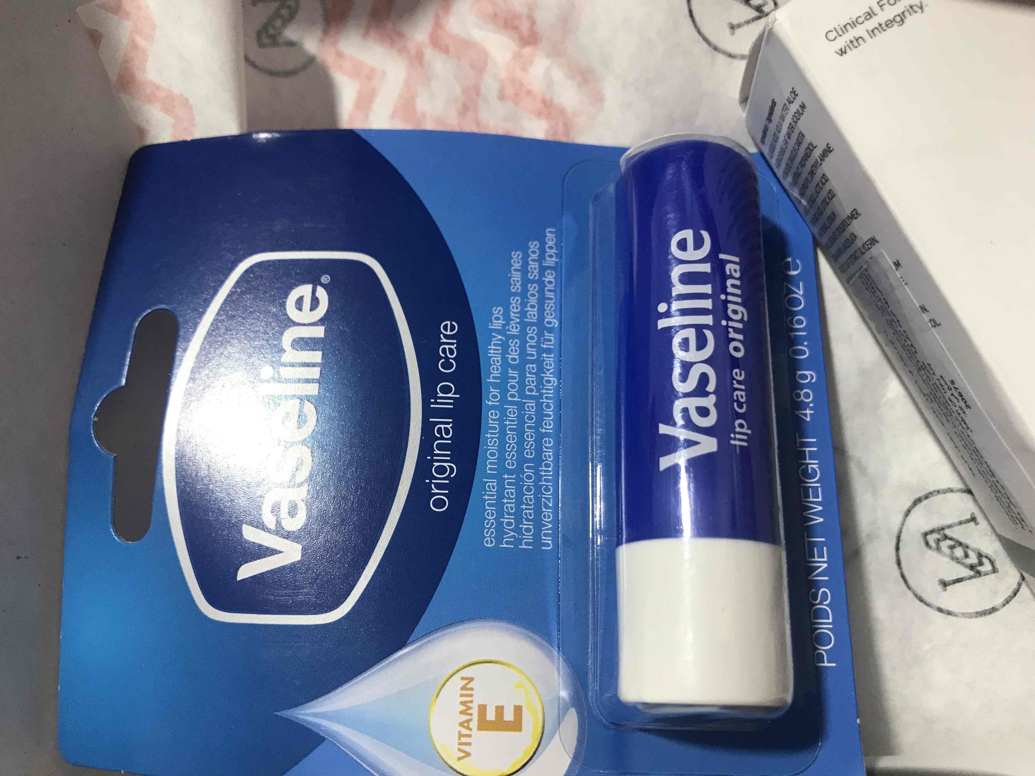 19219810_--_-500x500