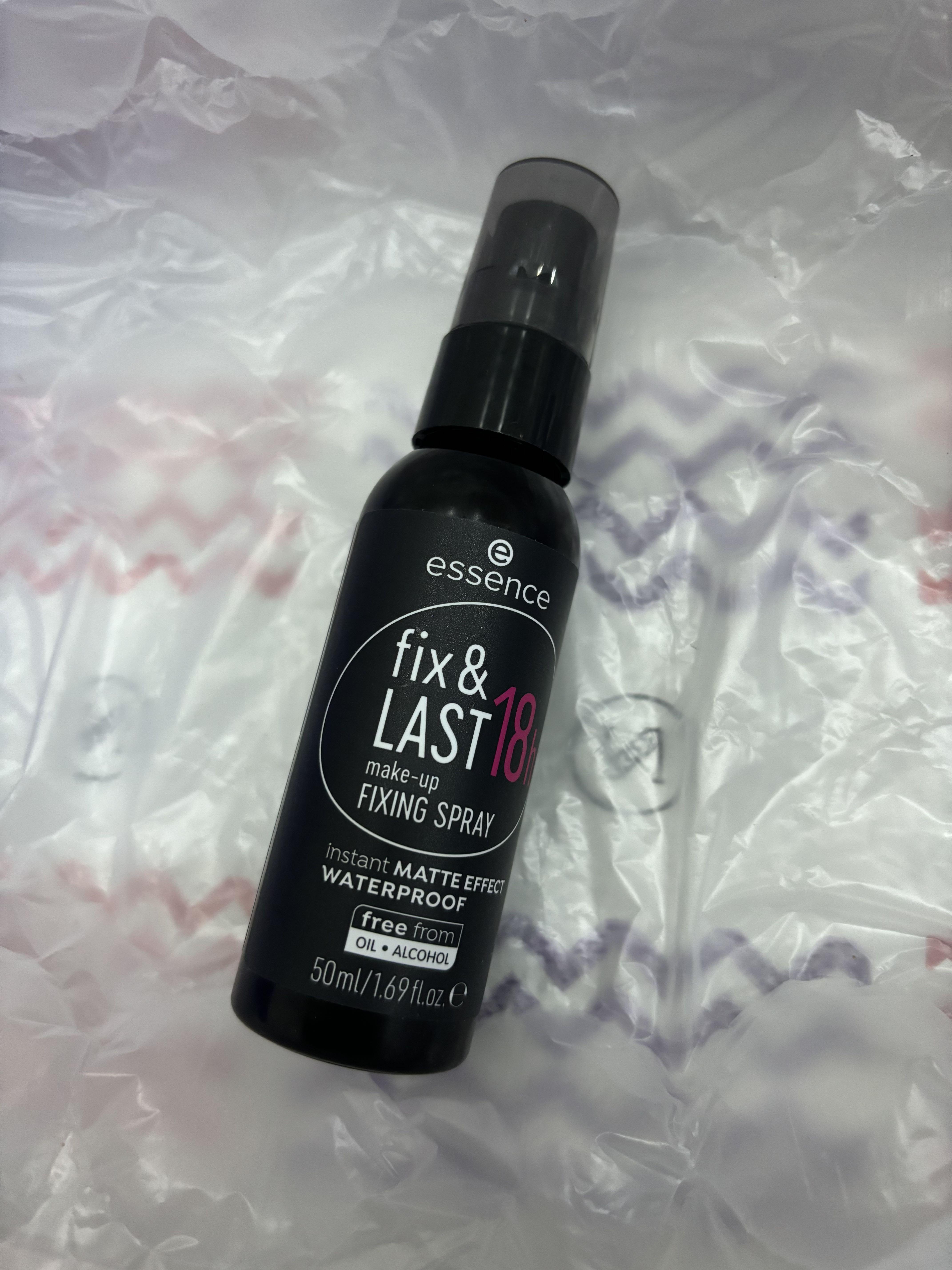 Essence Fix & LAST 18h Make Up Fixing Spray - 50ml | Niceone