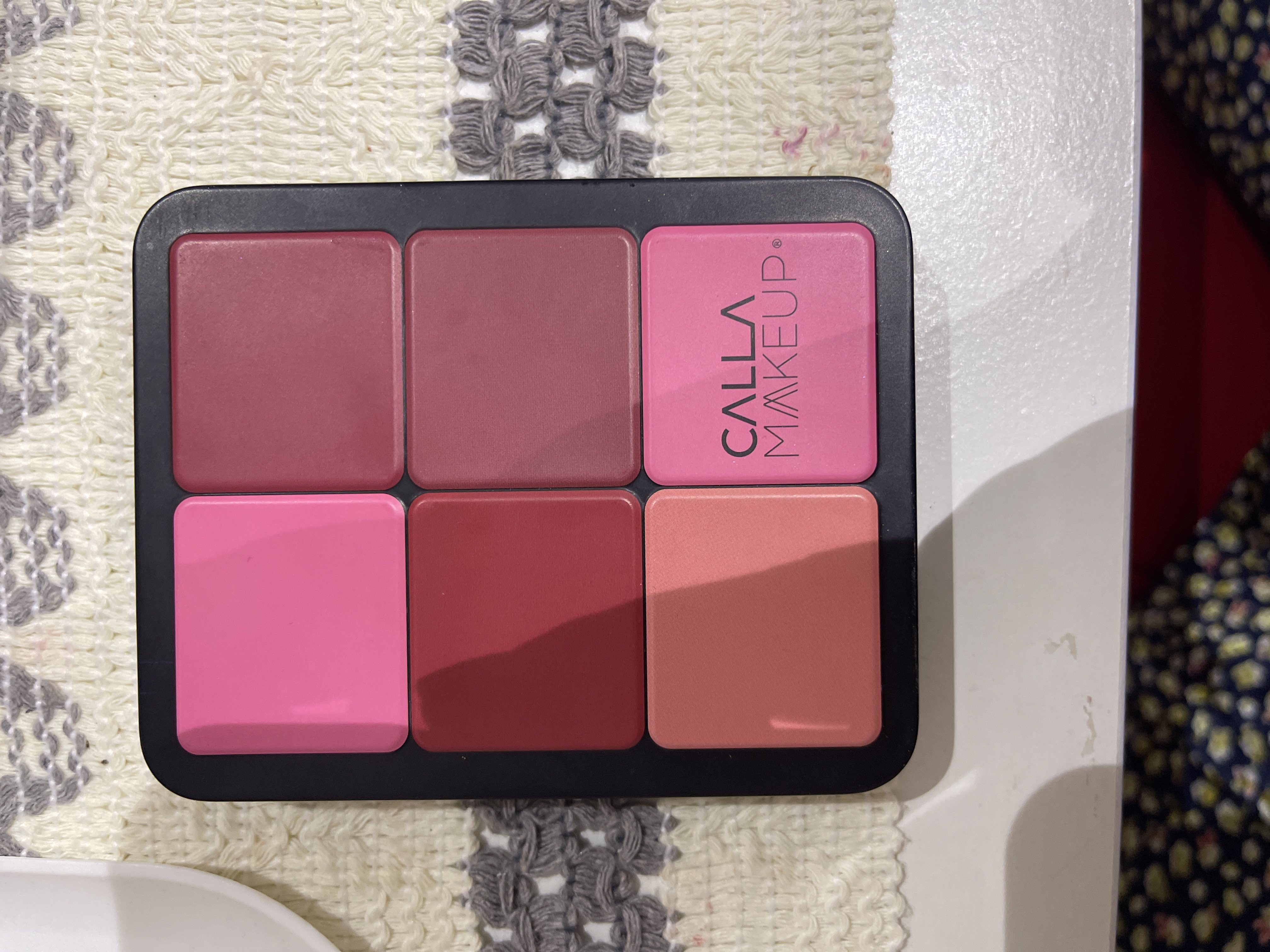 24660450_--_-500x500