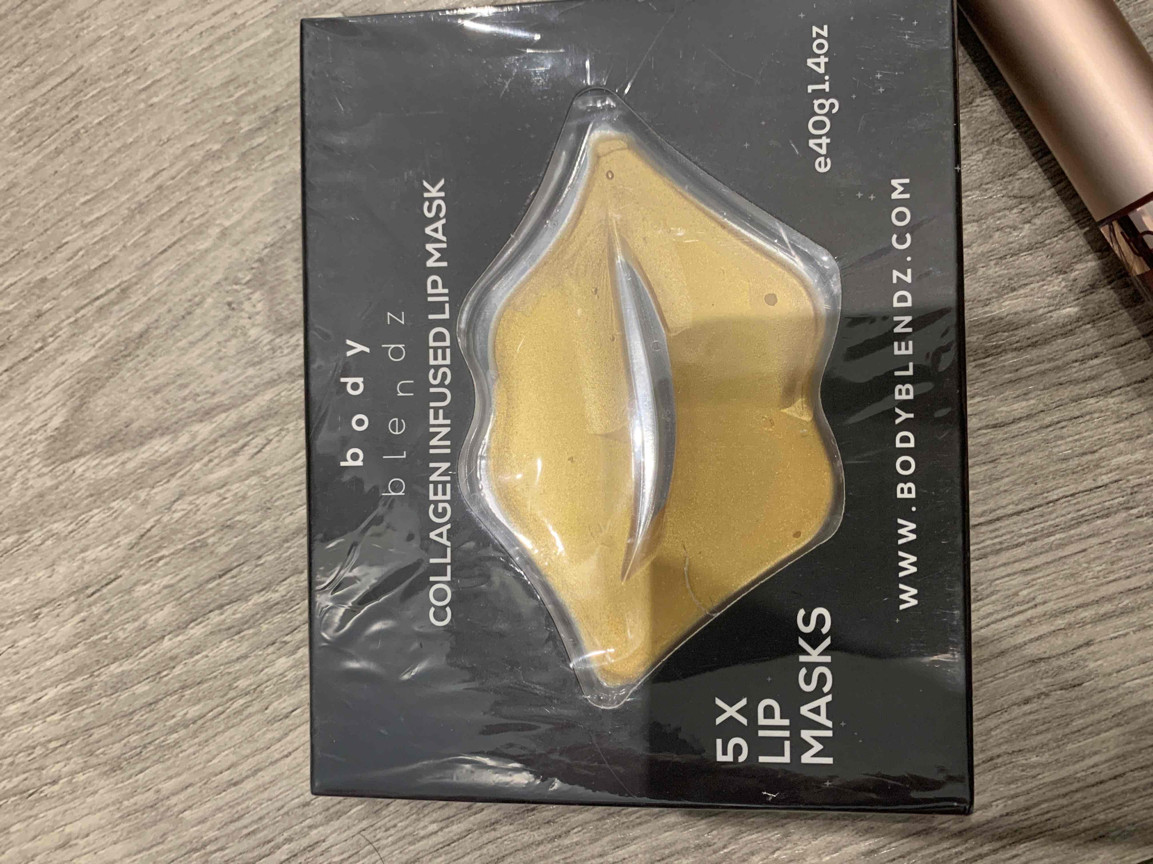 24790884_--_-500x500