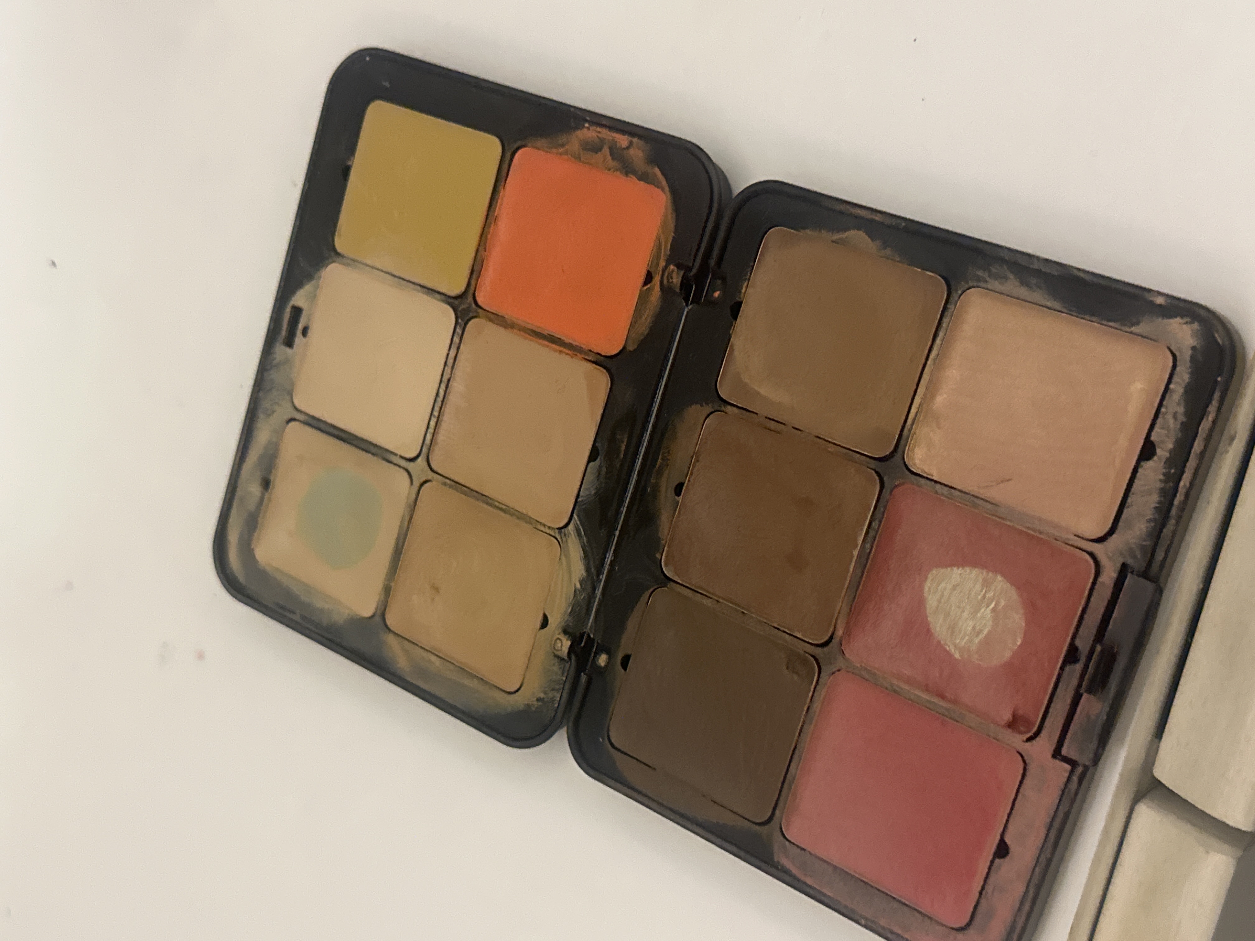 27185361_2025-08-04_122111-500x500