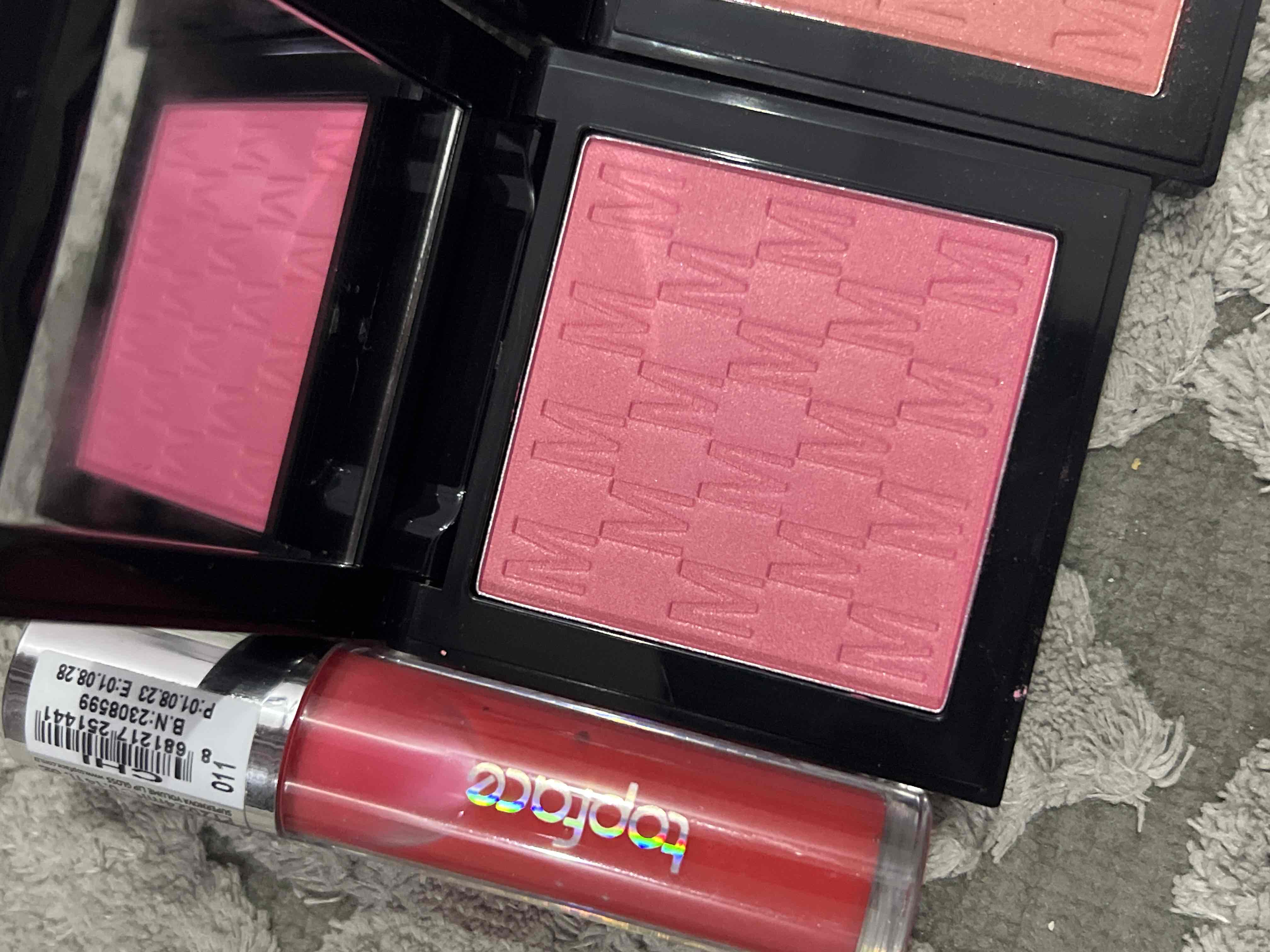 27248739_--_-500x500