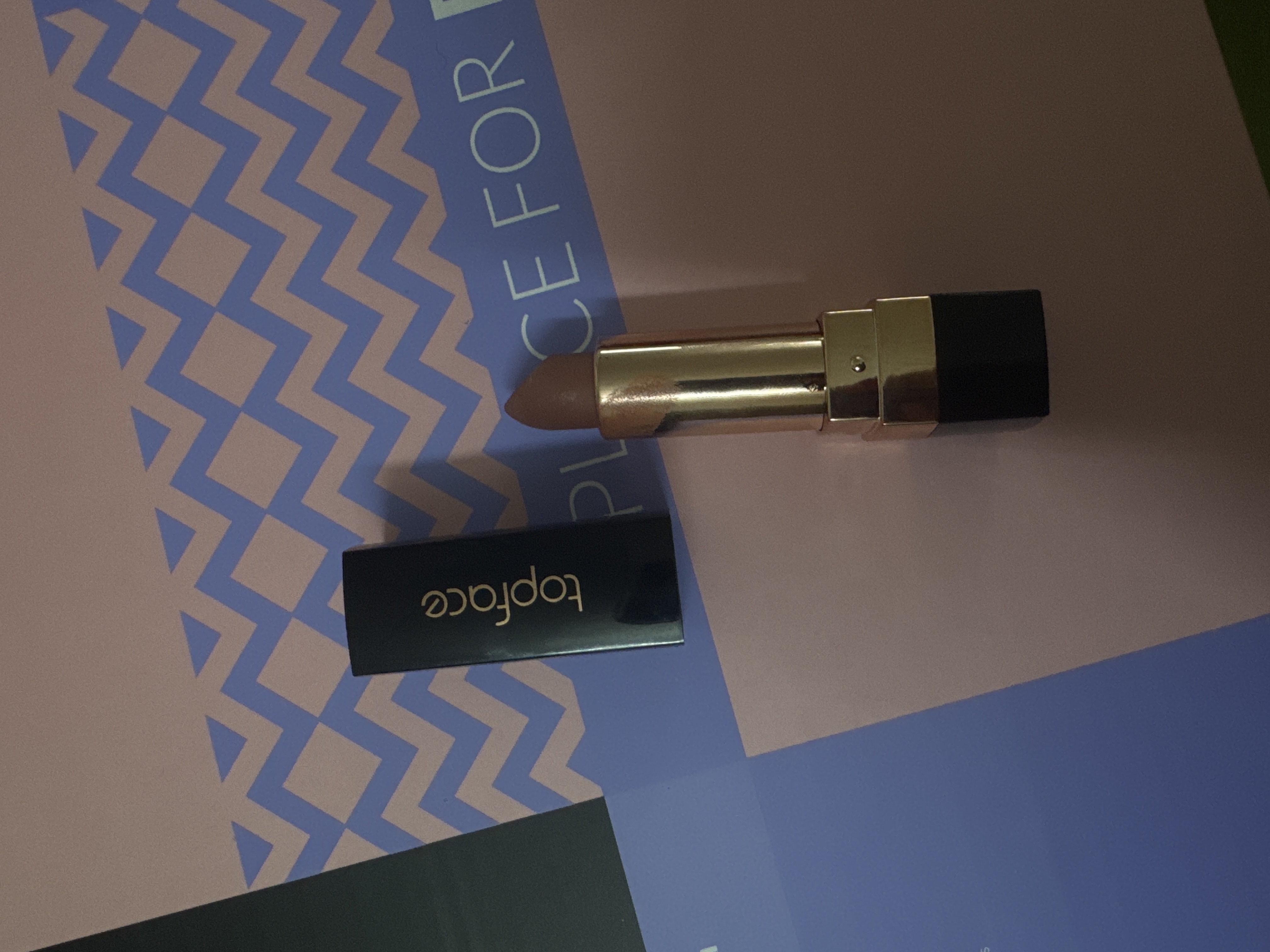 38031829_--_-500x500