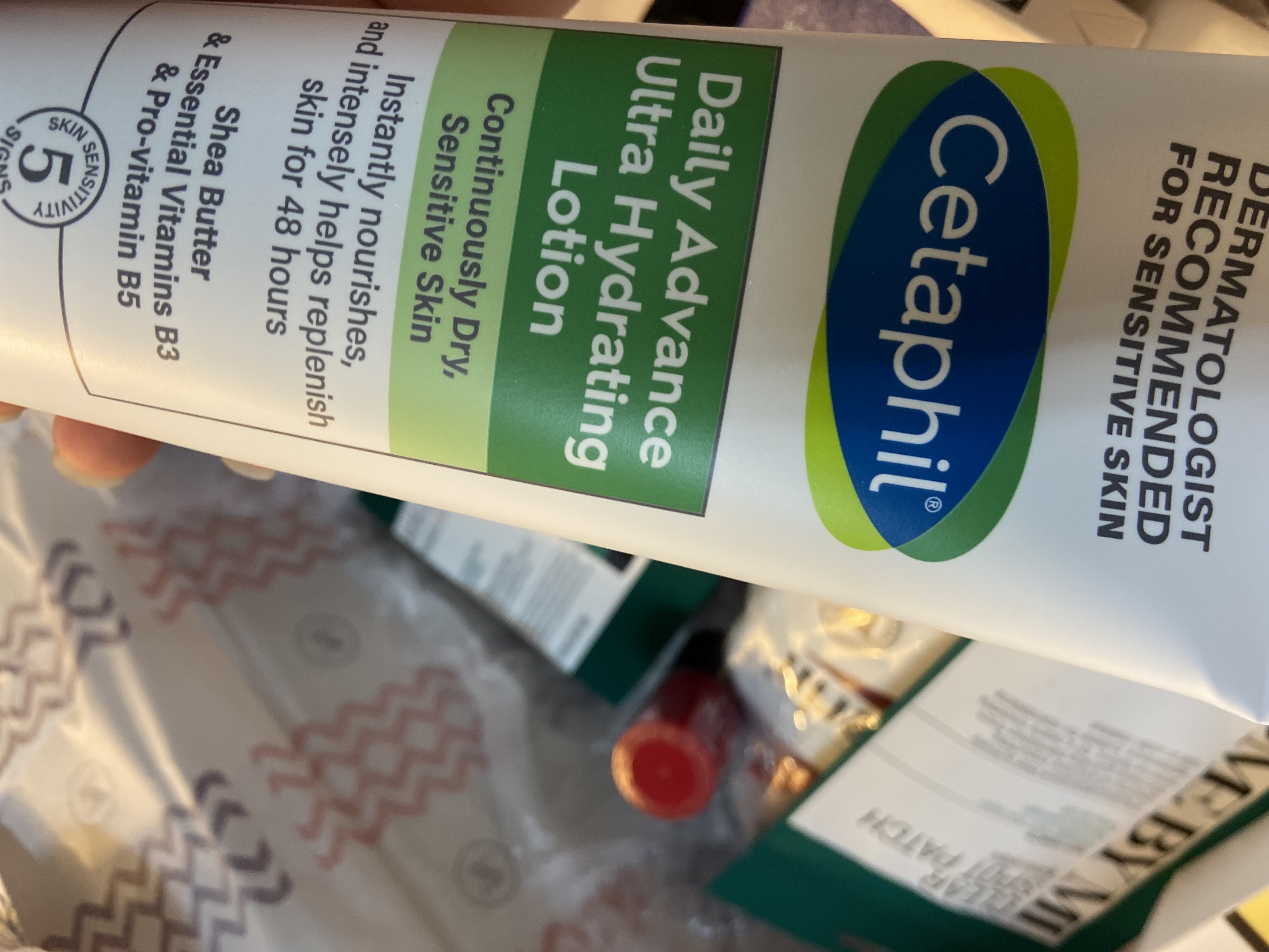 48758548_--_-500x500