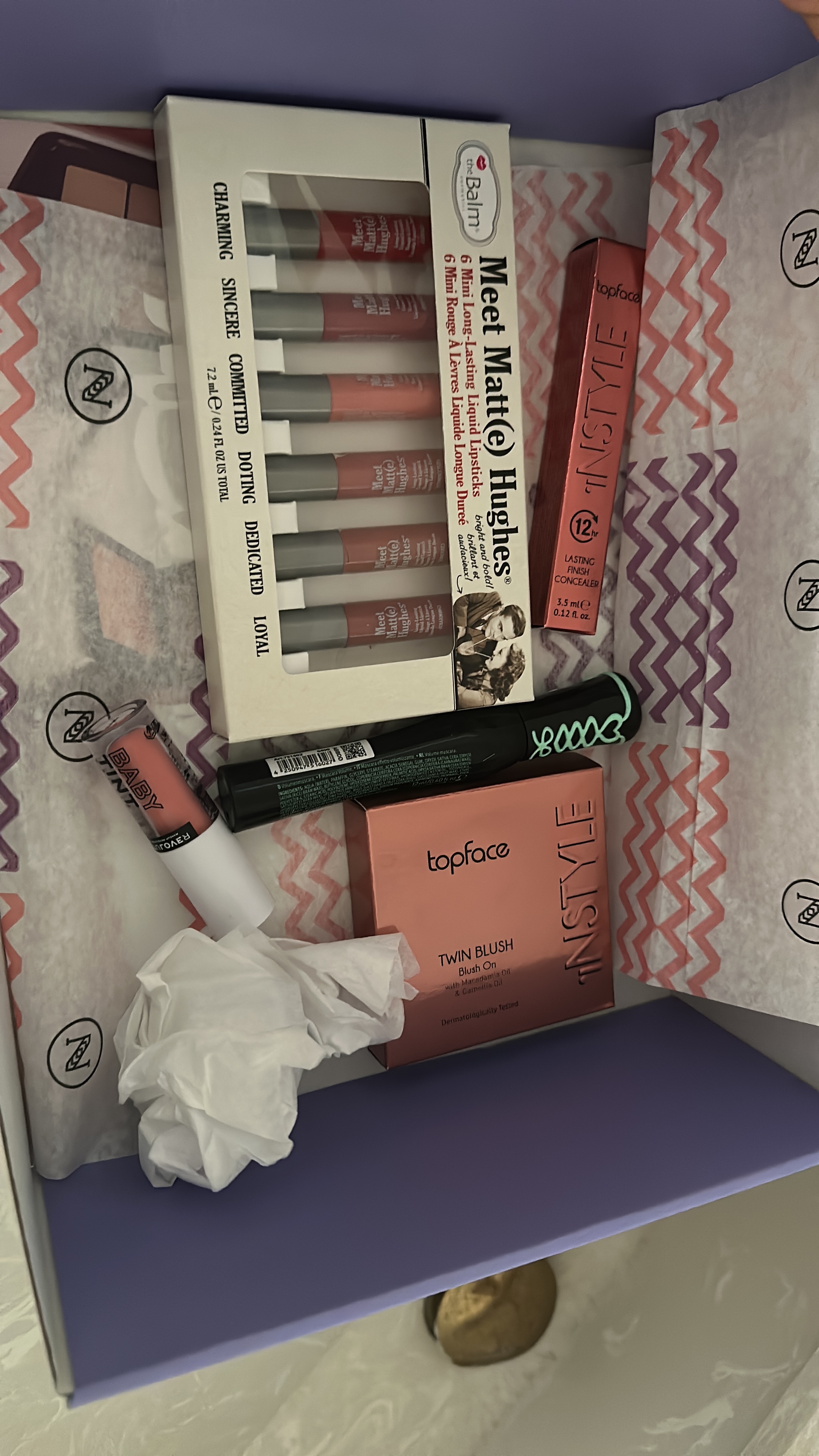 48780833_2024-10-03_015622-500x500