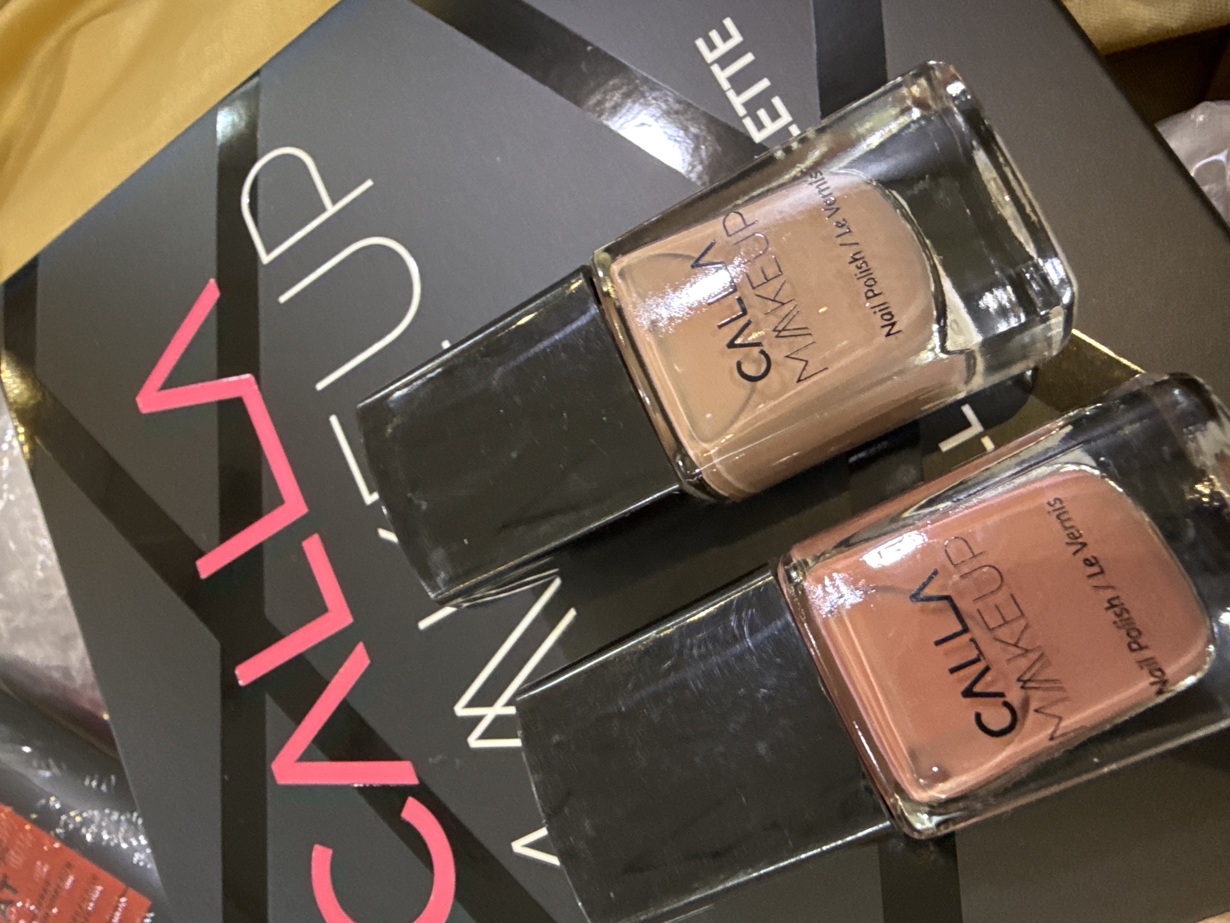 75988026_--_-500x500