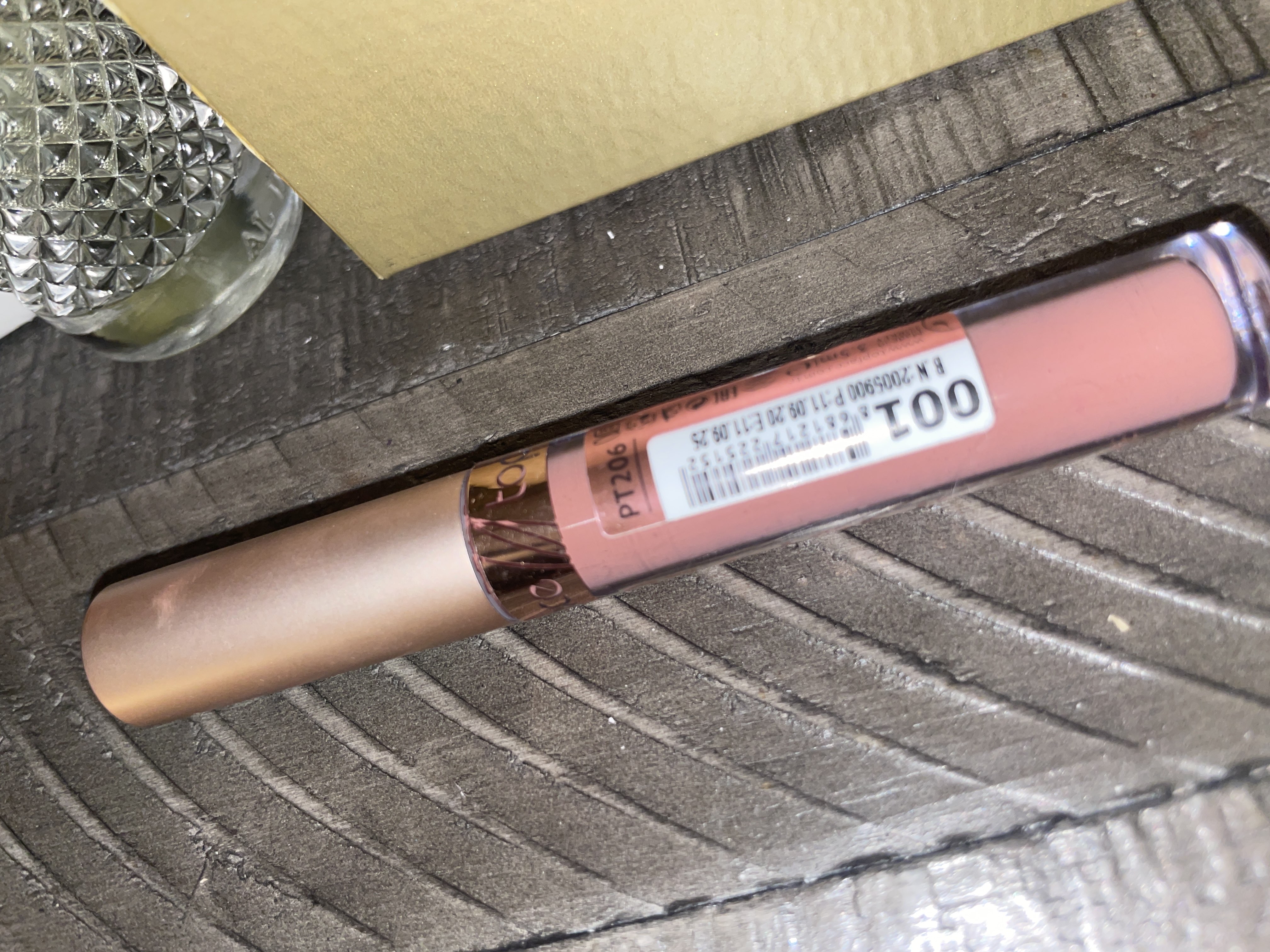 82310581_--_-500x500