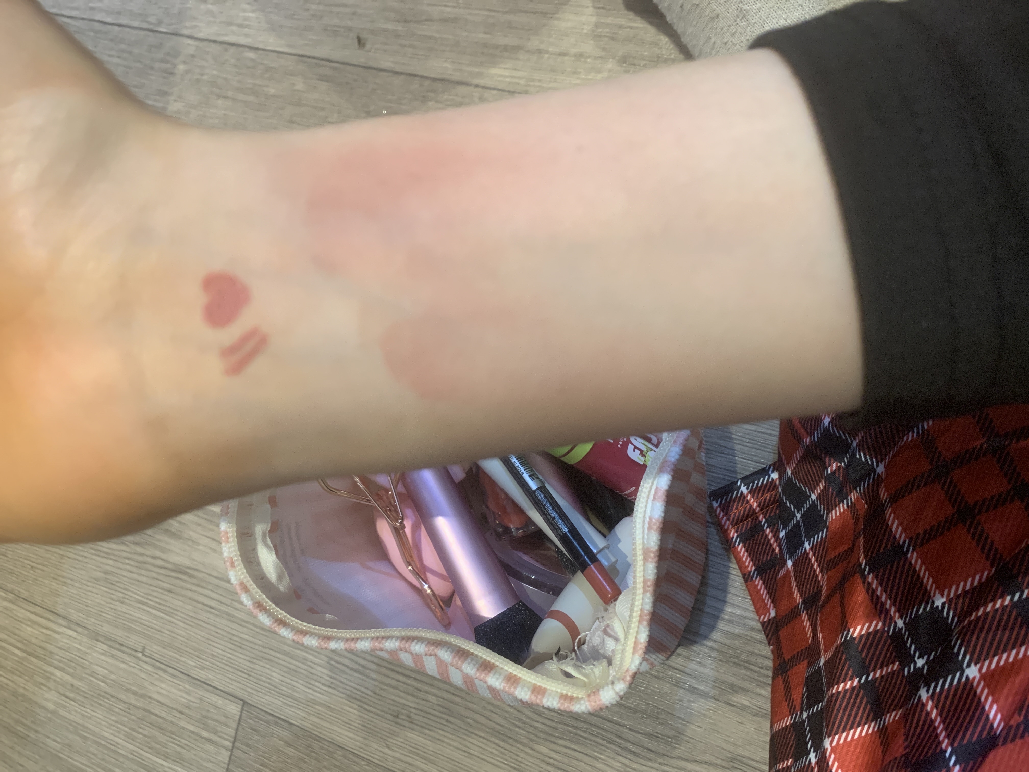 82523298_--_-500x500