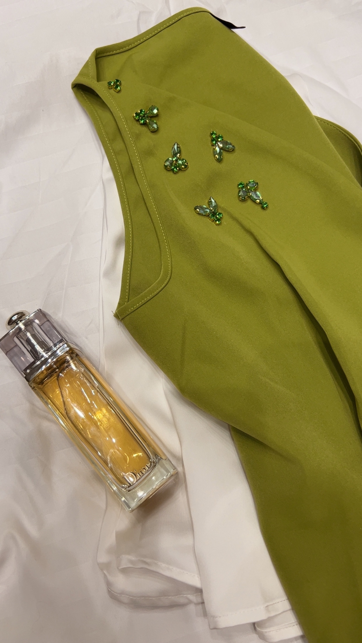 82680243_--_-500x500